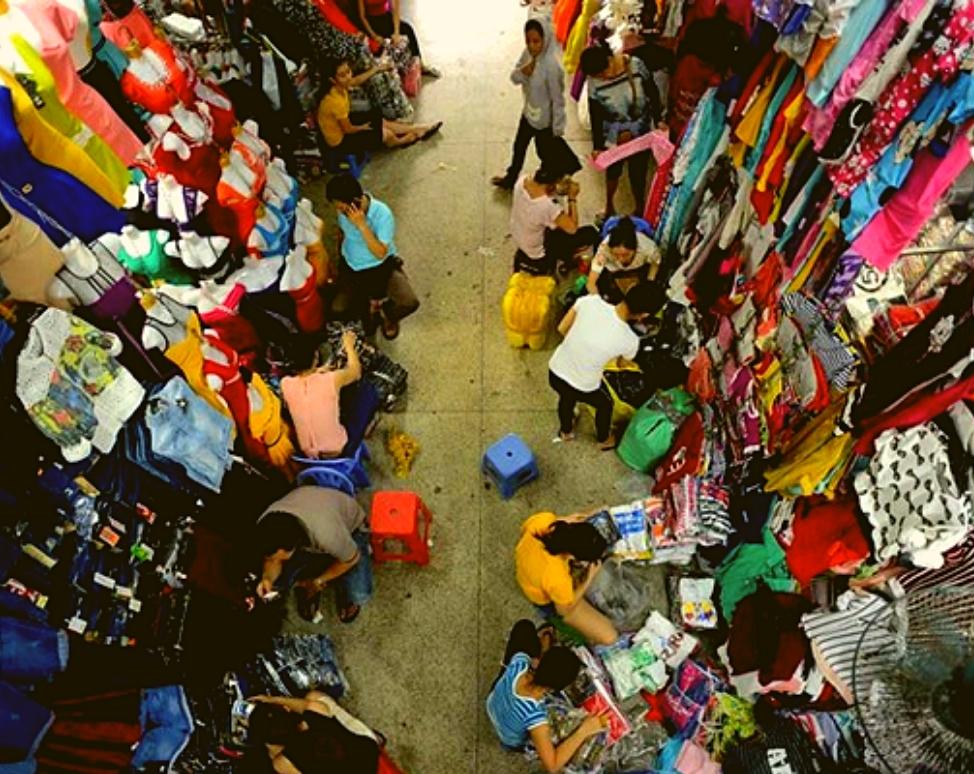 Kinh nghiệm mua hàng tại chợ Phạm Văn Hai