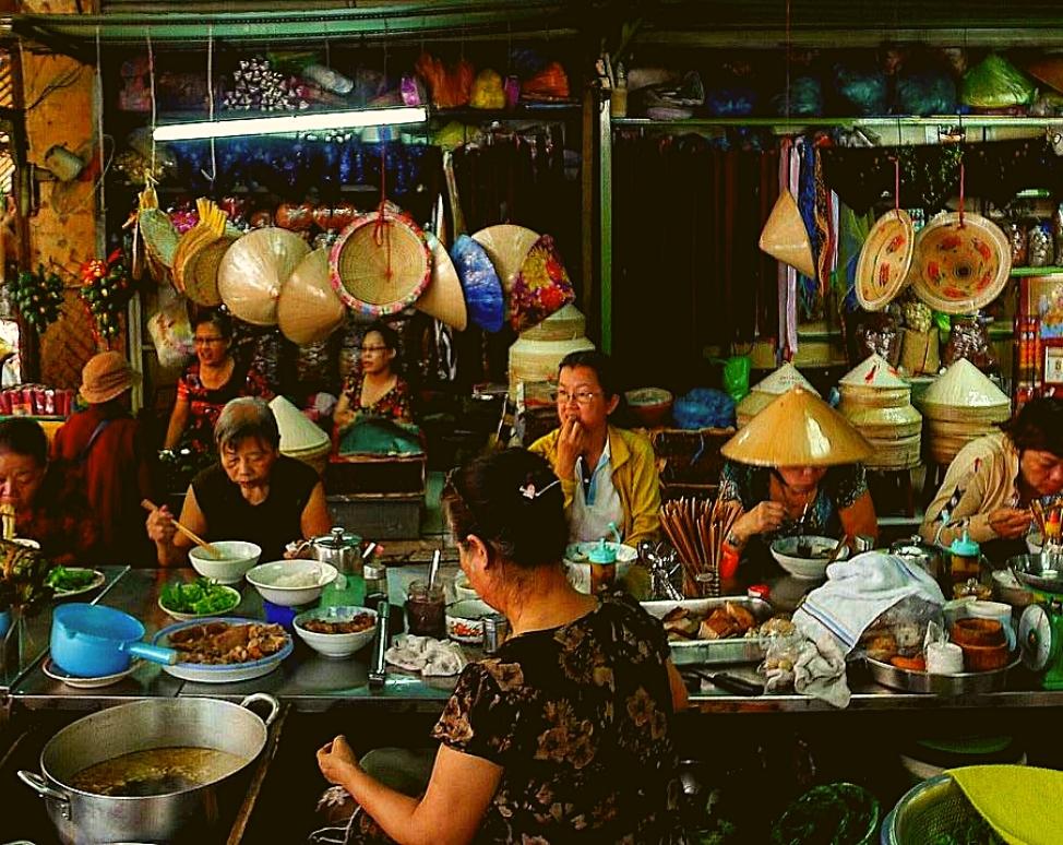Khám phá ẩm thực chợ Bà Hoa (@viemthicanhnhung)