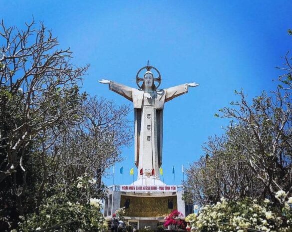 tượng chúa kito vũng tàu Tượng chúa Kito Vũng Tàu