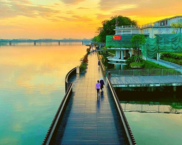 cau di bo go lim Cầu đi bộ Gỗ Lim