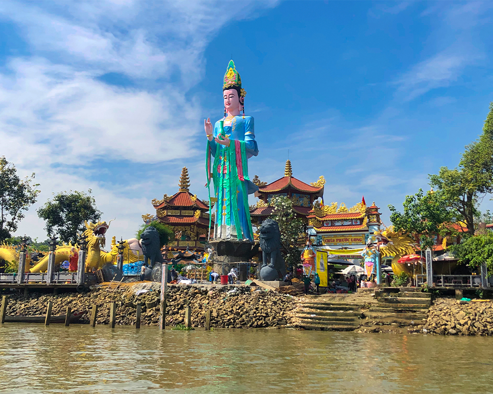 Chùa Châu Đốc 3 | Khám phá chốn an yên ngay giữa sông Đồng Nai