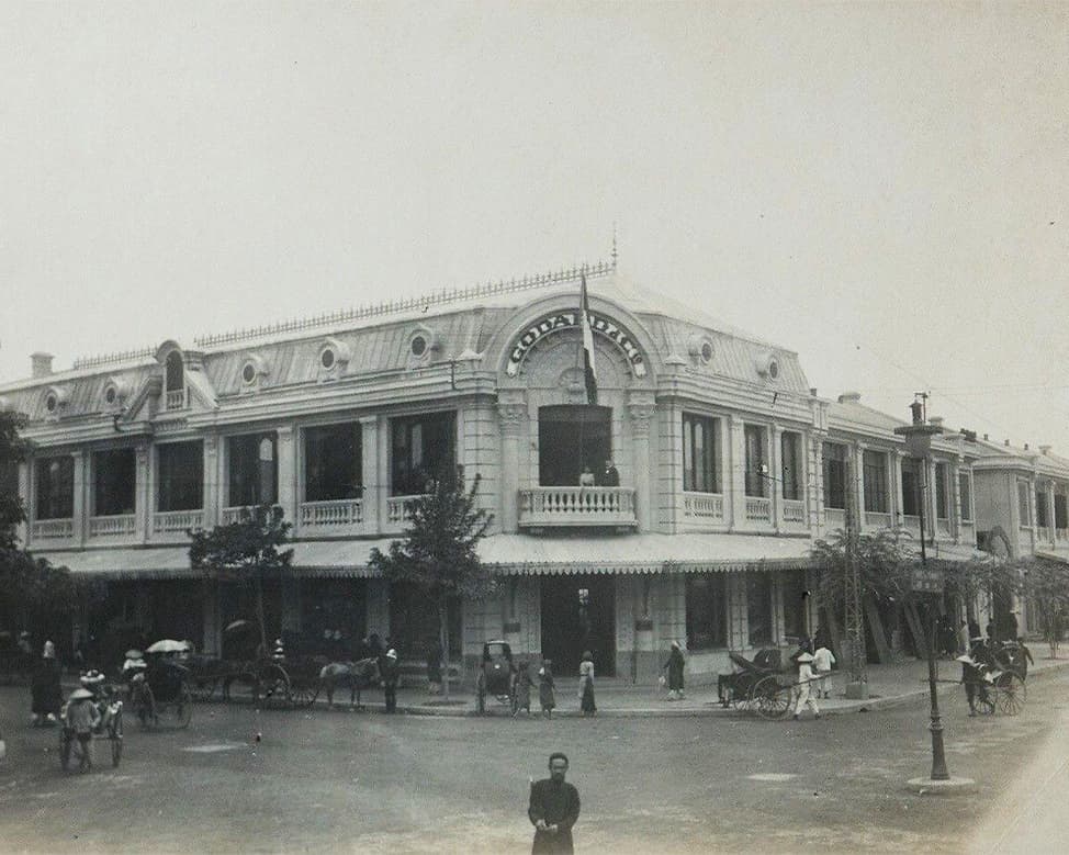 lịch sử tràng tiền plaza